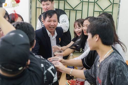 TRUNG THU 2024 TẠI TRƯỜNG DOANH NHÂN CVG: ĐÊM RẰM ẤM ÁP – GẮN KẾT – NGHĨA TÌNH