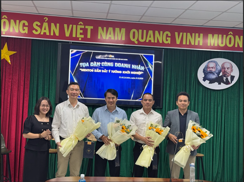 Tọa đàm Doanh nhân – Khơi nguồn cảm hứng khởi nghiệp tại điểm trường Hồ Chí Minh